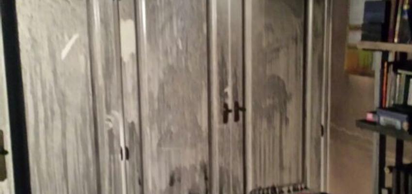 Dormitorio Estilo contemporaneo Color gris  diseñado por Taziken Obras y Servicios | Gremio | Copyright Taziken Iberica, SL