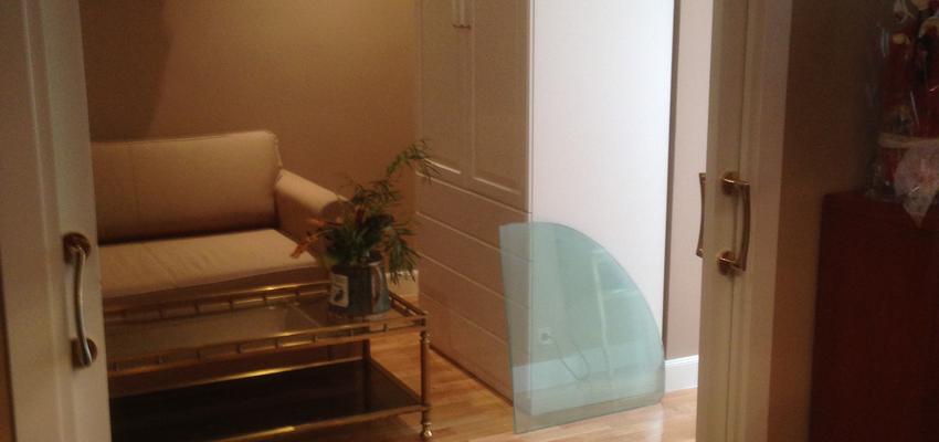 Dormitorio Estilo moderno Color beige  diseñado por Taziken Obras y Servicios | Gremio | Copyright Taziken Iberica, SL