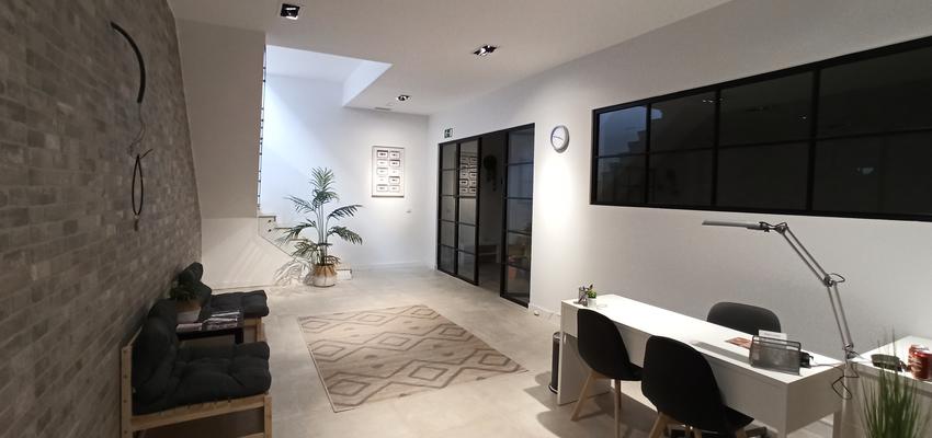 Gimnasio Estilo moderno Color beige  diseñado por URIX SLU | Gremio | Copyright Reforma academia de baile