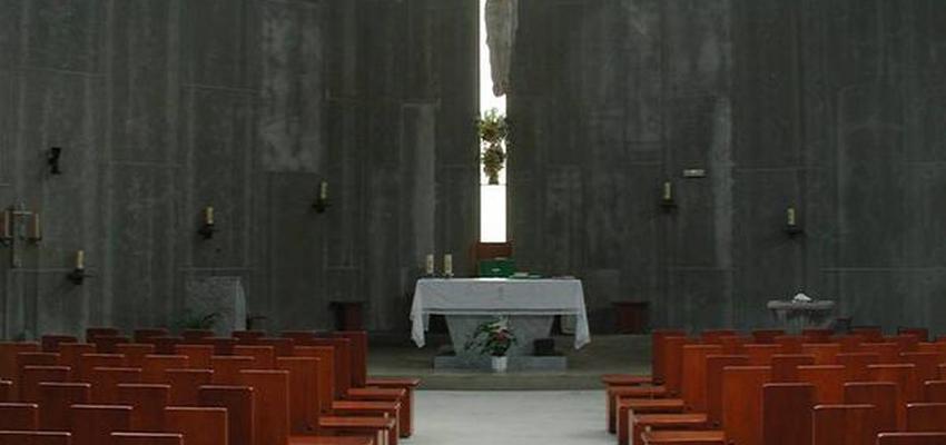 Vestibulo style contemporaneo color marron, gris  diseñado por Arquidor | Arquitecto 