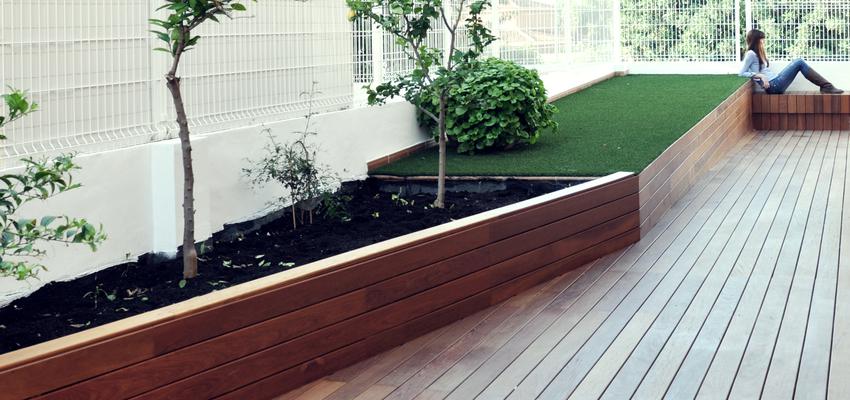 Terraza, Patio, Exterior style contemporaneo color marron, blanco  diseñado por Luisa | Arquitecto | Copyright Luisa Martí ®