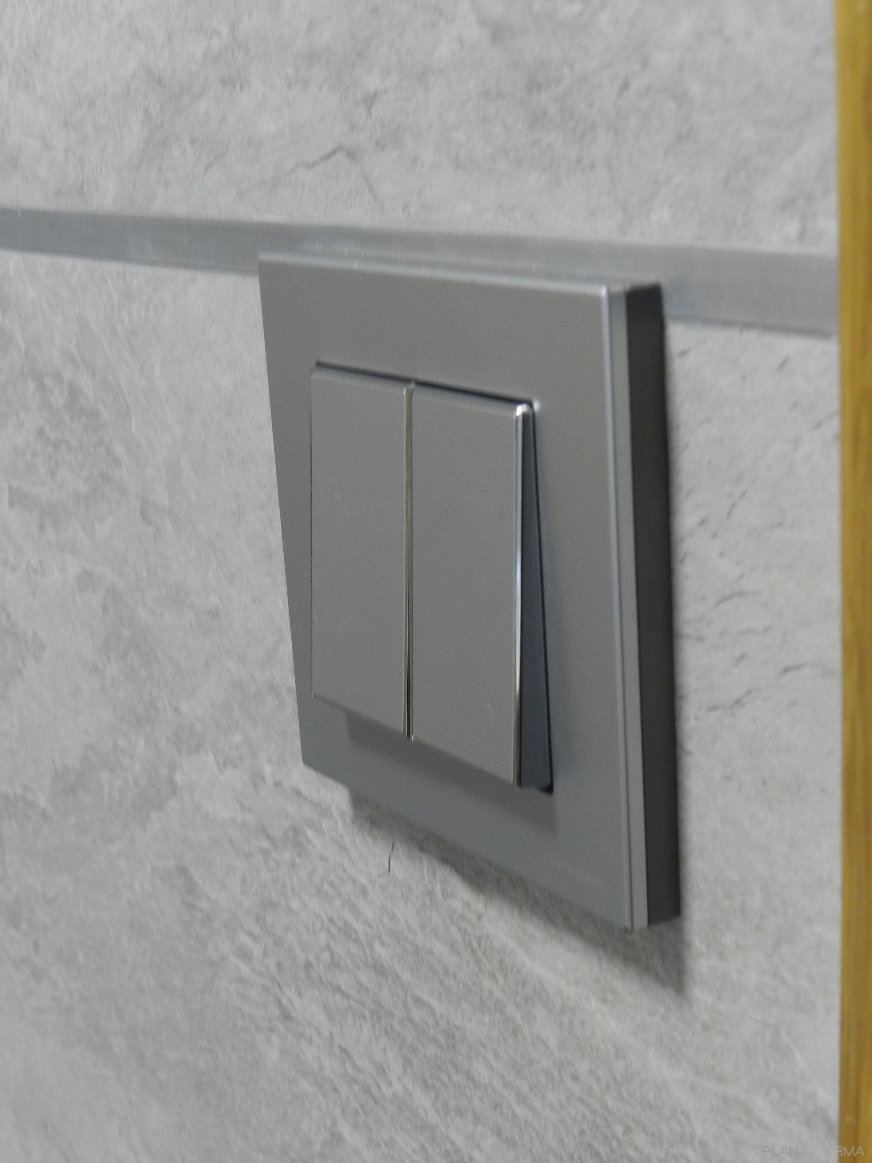 Baño Estilo moderno Color gris, negro, plateado  diseñado por VOC GRUPO | Gremio | Copyright VOC