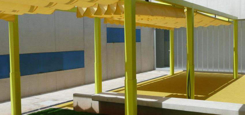 Exterior Estilo moderno Color amarillo, verde, marron, blanco  diseñado por Montse | Decorador 