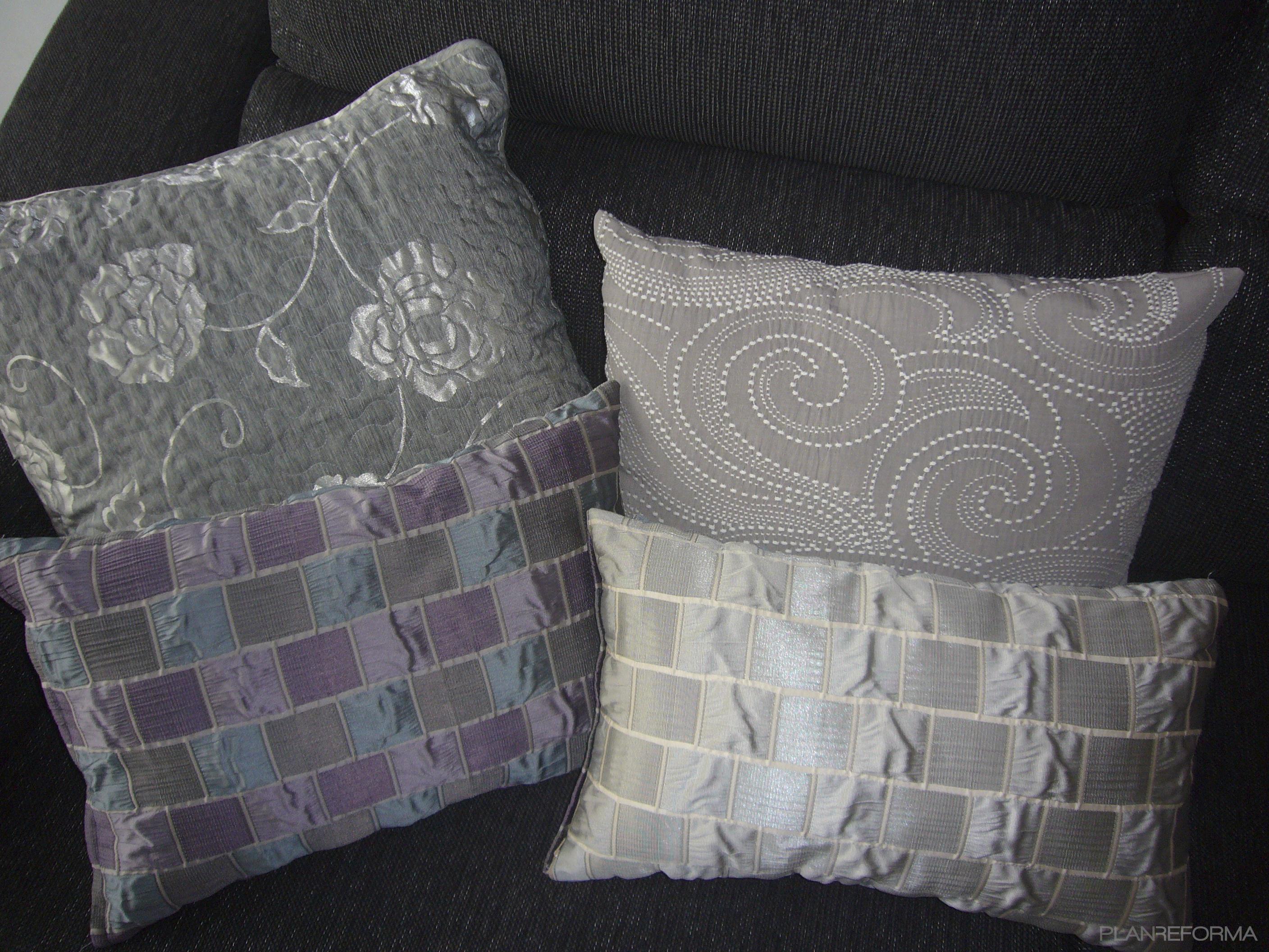 Dormitorio, Comedor Estilo contemporaneo Color azul cielo, azul, azul, blanco, plateado  diseñado por Montse | Decorador | Copyright Foto realizada por Studeco Decoración