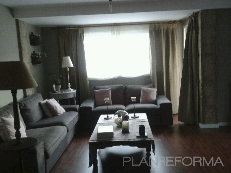 Salon Estilo clasico Color blanco, gris, gris  diseñado por Montse | Decorador | Copyright Foto realizada por Studeco Decoración