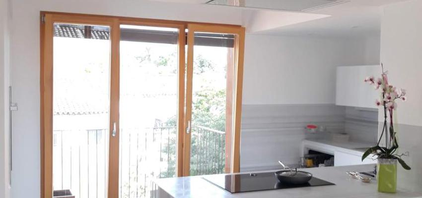 Cocina Estilo moderno Color blanco  diseñado por Batrohaus | Gremio 