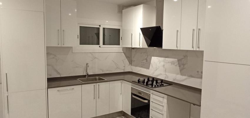 Cocina Estilo moderno Color gris  diseñado por Alexander | Gremio 