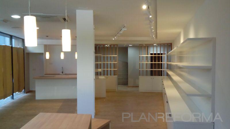 Oficina, Restaurante, Cafeteria style moderno color beige, marron, blanco  diseñado por alex montiel | Decorador 