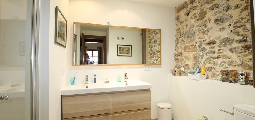 Baño Estilo rustico Color marron, marron, blanco  diseñado por BR&C arquitectos | Arquitecto 