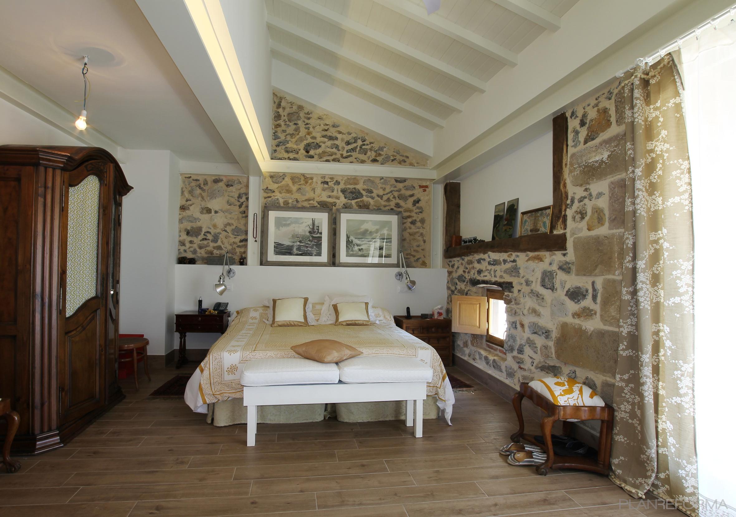 Dormitorio Estilo rustico Color marron, marron, blanco  diseñado por BR&C arquitectos | Arquitecto 