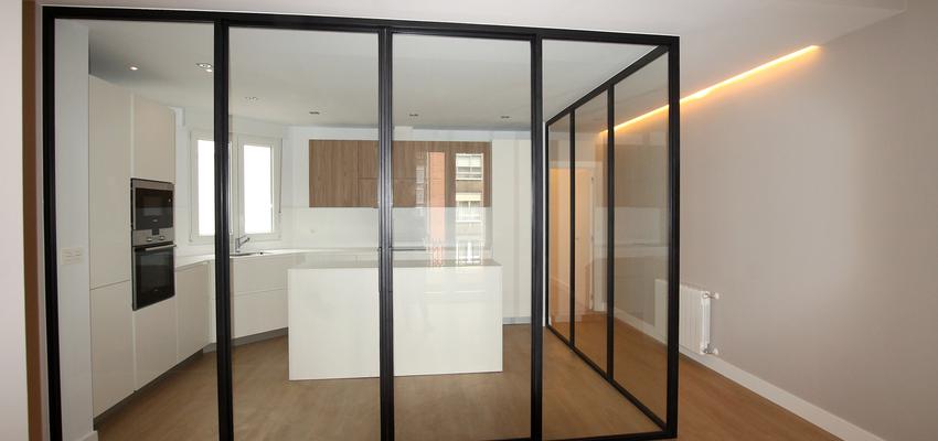 Cocina Estilo moderno Color blanco  diseñado por BR&C arquitectos | Arquitecto 