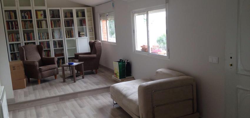 Salon Estilo moderno Color blanco, gris, plateado  diseñado por Intuicion Diseño y Construcción, sl | Arquitecto 