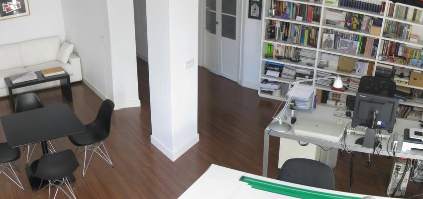 Oficina style contemporaneo color marron, blanco  diseñado por Rafael Pozo García-Baquero | Arquitecto 