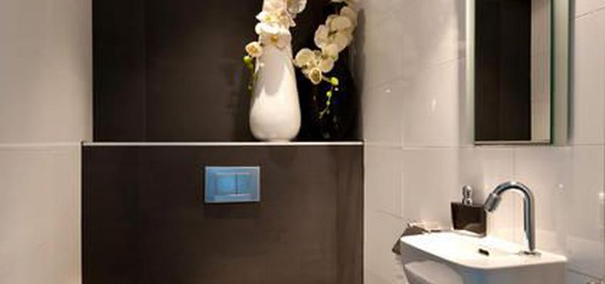 Baño Estilo moderno Color gris  diseñado por REFORM-SANS PROJECTS S.L | Gremio 