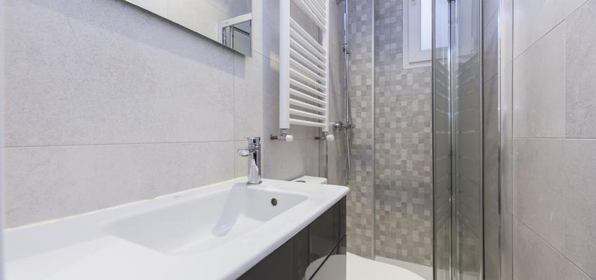 Baño Estilo tradicional Color rosa  diseñado por Singular EDAE | Gremio 