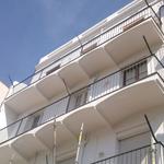 Exterior style tradicional color blanco, gris