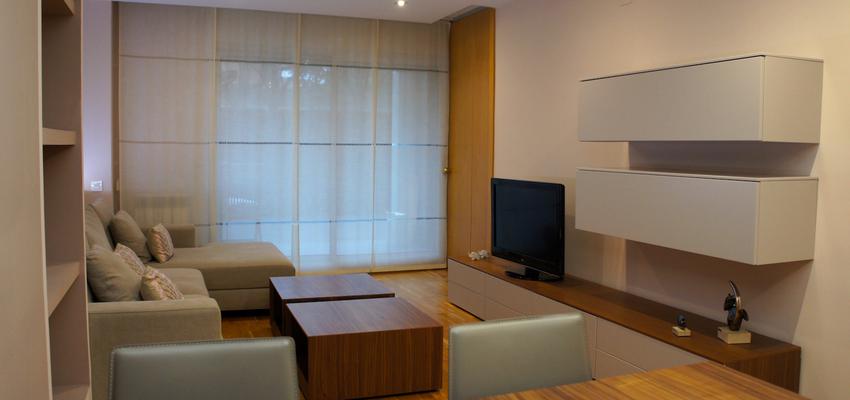 Comedor, Sala de la TV, Salon Estilo contemporaneo Color marron, blanco, bronce  diseñado por ARQUIVOLTA | Arquitecto Técnico | Copyright Imatge d'Arquivolta
