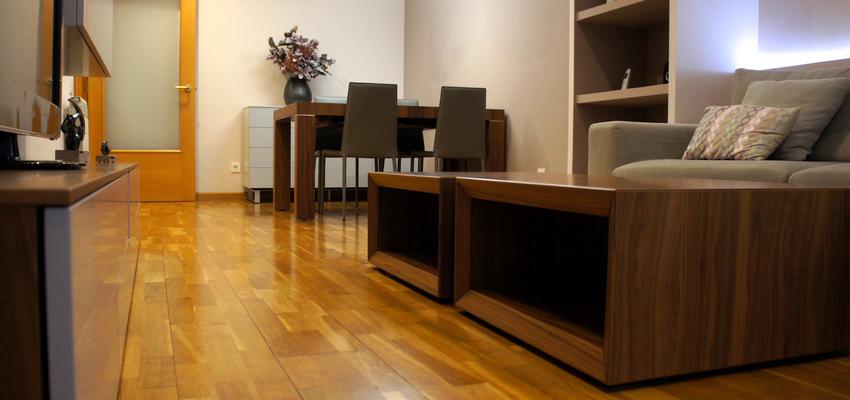 Comedor, Sala de la TV, Salon Estilo contemporaneo Color marron, blanco, bronce  diseñado por ARQUIVOLTA | Arquitecto Técnico | Copyright Imatge d'Arquivolta