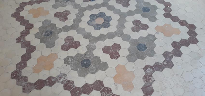 Comedor Estilo clasico Color rosa, marron, bronce  diseñado por J. Manuel Serrano | Arquitecto Técnico | Copyright J. Manuel Serrano