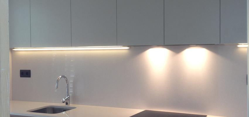 Cocina Estilo moderno Color amarillo, marron, marron  diseñado por Tilcara Sur | Gremio 