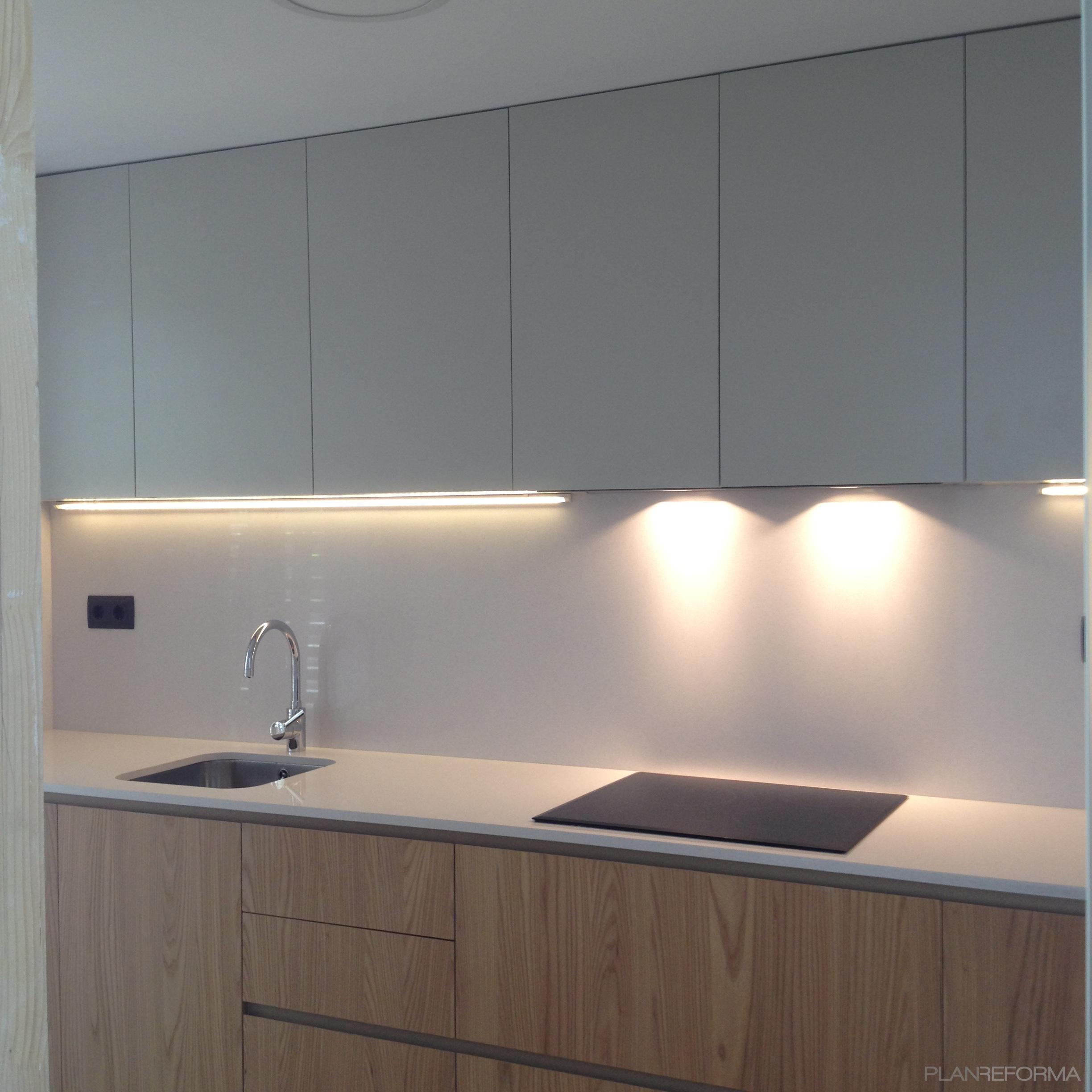 Cocina Estilo moderno Color amarillo, marron, marron  diseñado por Tilcara Sur | Gremio 