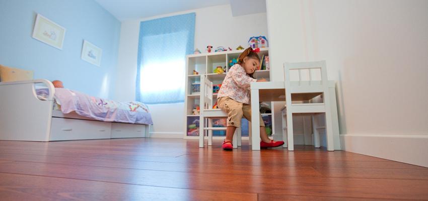 Dormitorio, Niños style contemporaneo color azul cielo, marron, blanco  diseñado por Disev Arquitectura | Arquitecto 