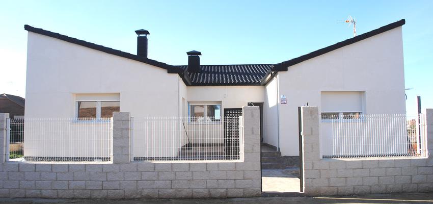 Exterior Estilo clasico Color verde, gris  diseñado por EDIFICACIA ARQUITECTURA SLP | Arquitecto | Copyright sí