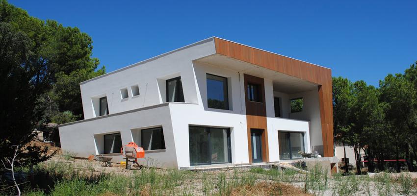 Exterior Estilo vanguardista Color verde, gris  diseñado por EDIFICACIA ARQUITECTURA SLP | Arquitecto | Copyright sí