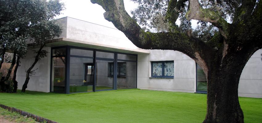 Exterior Estilo contemporaneo Color verde, gris  diseñado por EDIFICACIA ARQUITECTURA SLP | Arquitecto | Copyright si