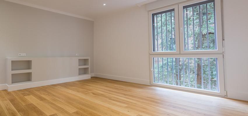 Dormitorio Estilo clasico Color marron, blanco, bronce  diseñado por REFORMADISIMO | Gremio | Copyright Reformadisimo