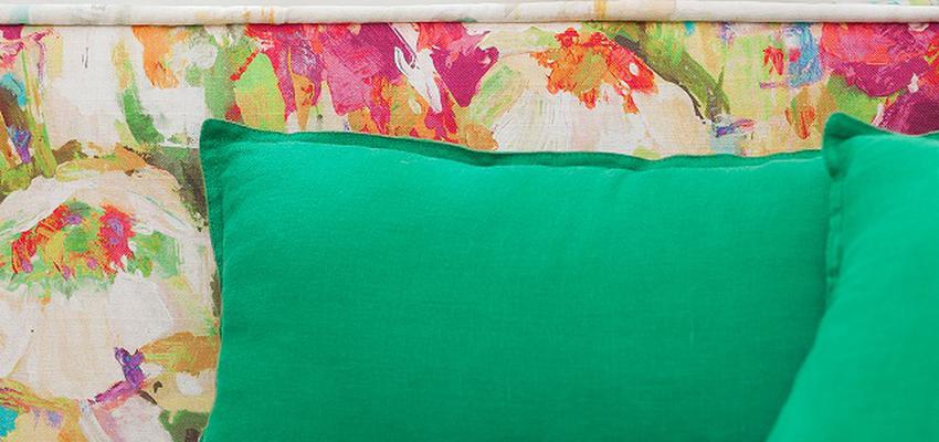 Dormitorio, Balcon style clasico color verde, azul oscuro, rosa, blanco  diseñado por itta estudio | Interiorista | Copyright Fotografía por Luzestudio