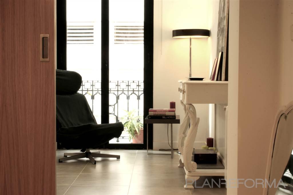 Comedor Estilo contemporaneo Color marron, blanco, gris, negro  diseñado por Francisco Javier Jiménez Rayo | Arquitecto 