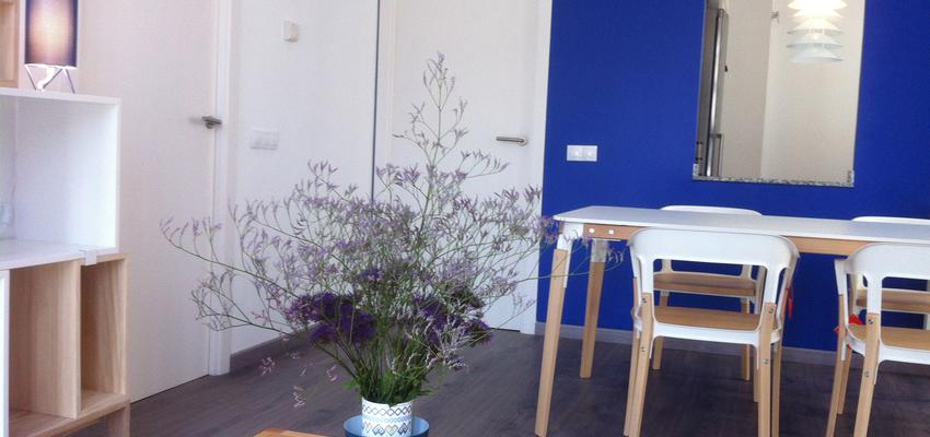 Salon style mediterraneo color azul, marron, blanco  diseñado por Estudio Interiores-Pablo Téllez | Interiorista | Copyright Fotografía de Pablo Téllez