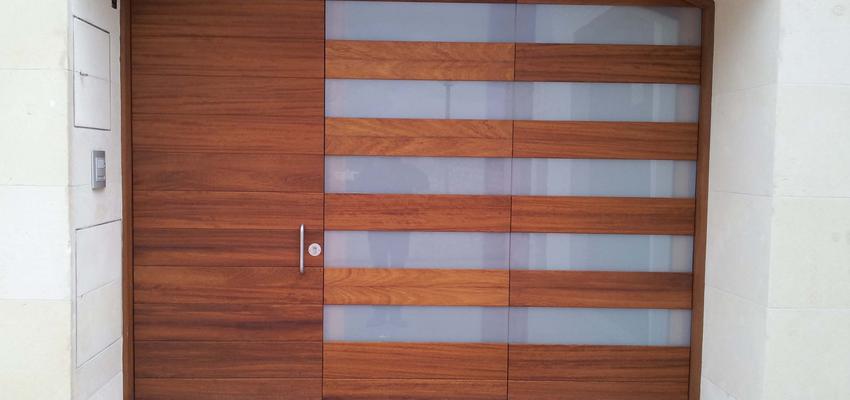 Exterior style contemporaneo color marron, blanco, gris  diseñado por Toni Morlà Villalonga | Arquitecto 