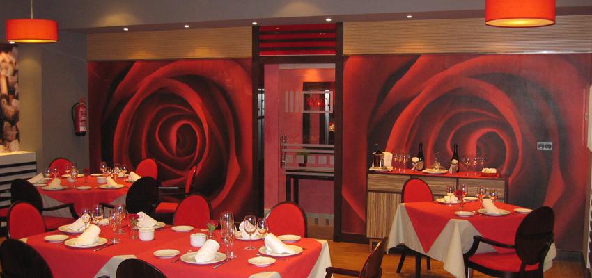 Restaurante, Bar style clasico color amarillo, azul cielo, beige  diseñado por Juan Garcia | Interiorista | Copyright Si