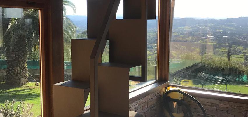 Escalera Estilo eclectico Color beige, marron, beige  diseñado por Métricâ Zero | Reformista, constructor 