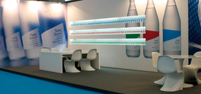 Tienda Estilo contemporaneo Color azul, blanco, plateado  diseñado por AC Arquitectura Interior (Àngels Castilla) | Interiorista | Copyright AC Arquitectura Interior