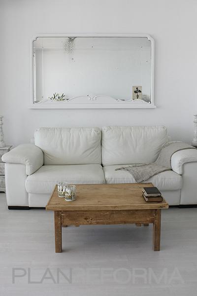 Salon Estilo mediterraneo Color beige, blanco, gris  diseñado por Victoria Aragonés Gomá | Arquitecto | Copyright Victoria Aragonés