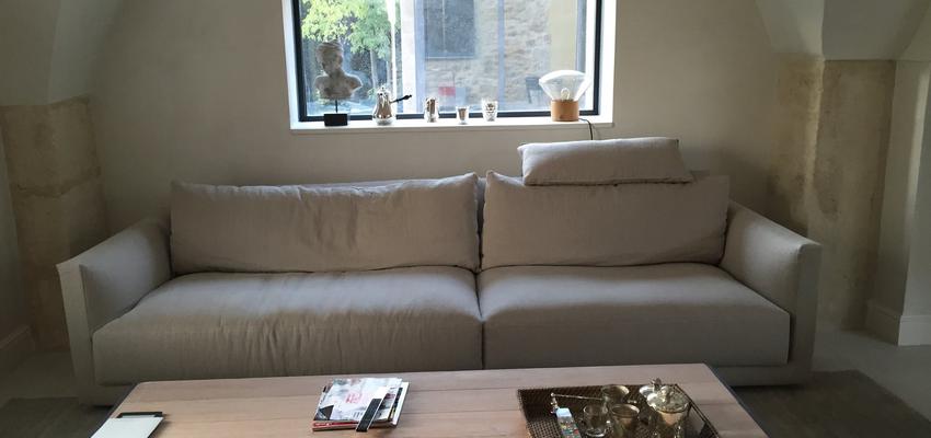 Salon Estilo moderno Color beige, marron, gris  diseñado por Puzzle Urbano | Arquitecto Técnico 