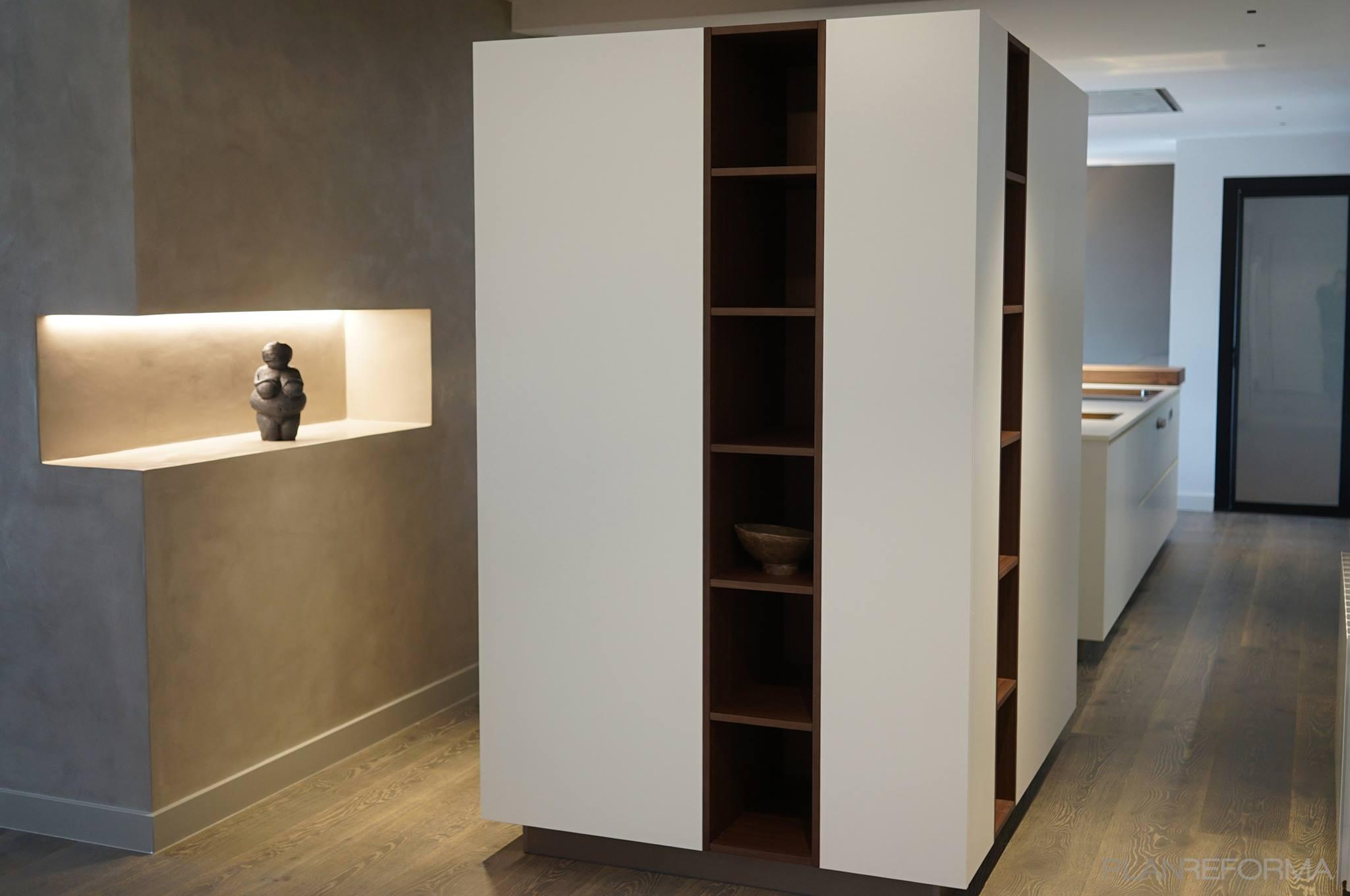 Cocina Estilo contemporaneo Color marron, marron, gris  diseñado por Puzzle Urbano | Arquitecto Técnico 