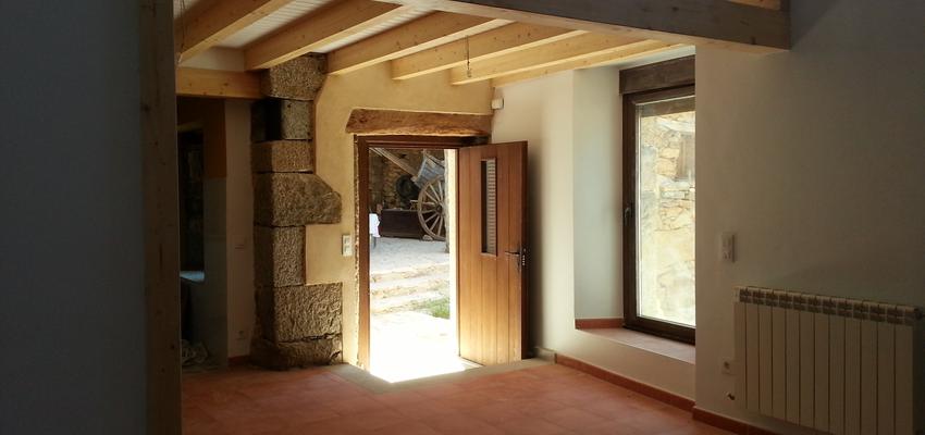 Recibidor, Exterior Estilo rustico Color beige, marron, marron  diseñado por estudio de arquitectura G | Arquitecto 