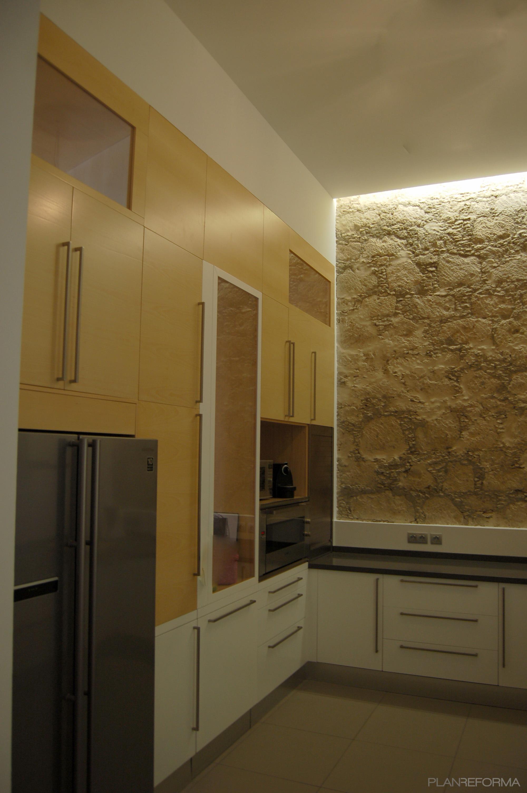 Cocina style contemporaneo color marron, beige, blanco, negro  diseñado por Alejandro Martin López | Arquitecto | Copyright si