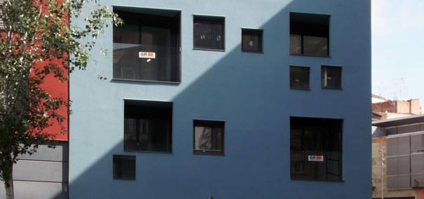 Recibidor, Exterior style contemporaneo color rojo, azul, gris  diseñado por LABOX DESIGN S.L.P | Arquitecto 