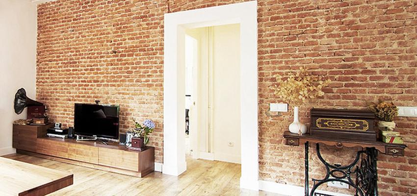 Salon style clasico color rojo, marron, marron, blanco  diseñado por Arquitectos Madrid 2.0 | Arquitecto 