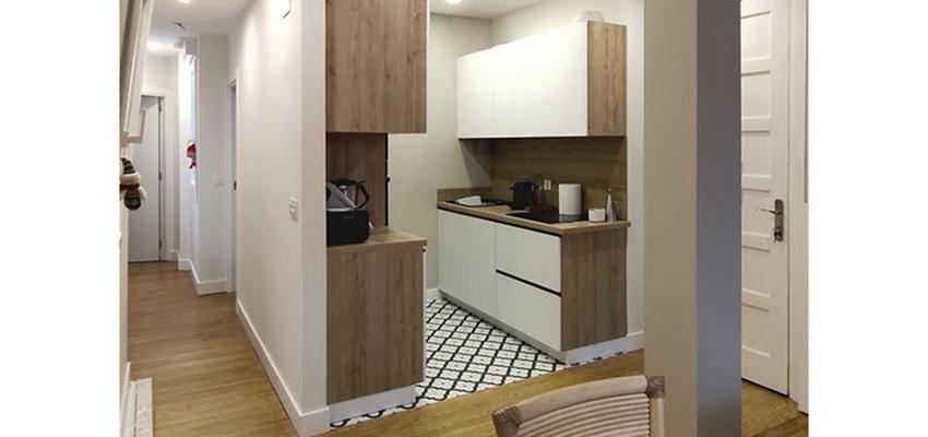 Cocina Estilo contemporaneo Color beige, marron  diseñado por Arkamb arquitectura e interiorismo | Reformista, constructor | Copyright Propietario