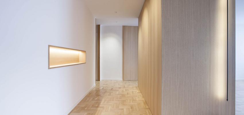 Recibidor, Salon Estilo moderno Color marron, beige, blanco  diseñado por PERSPECTIVA MOMA | Interiorista | Copyright PERSPECTIVA MOMA