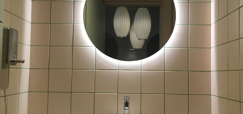 Baño, Bar, Hotel Estilo eclectico Color verde, rosa, gris  diseñado por PERSPECTIVA MOMA | Interiorista | Copyright PERSPECTIVA MOMA