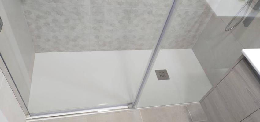 Baño Estilo moderno Color blanco  diseñado por Fermix construcciones s.l | Gremio | Copyright Fermix construcciones s.l