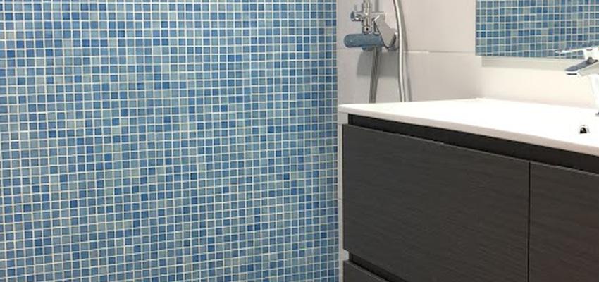 Baño Estilo tropical Color azul  diseñado por Fermix construcciones s.l | Gremio | Copyright Fermix construcciones s.l