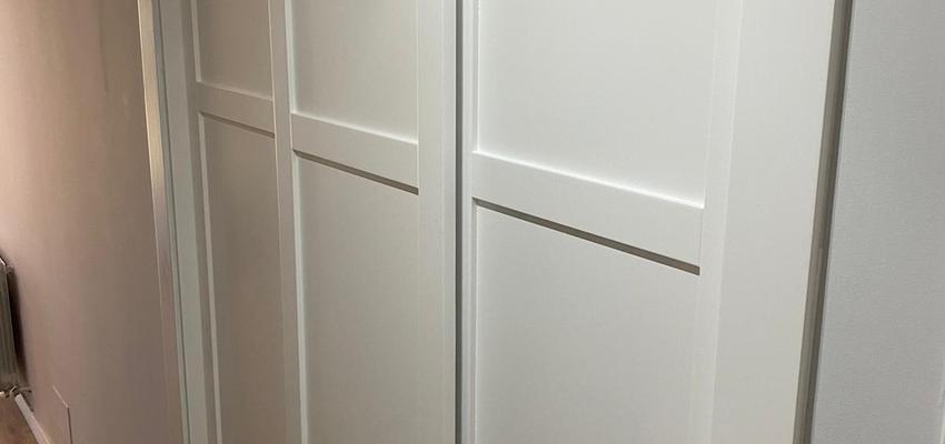 Dormitorio Estilo clasico Color beige, marron, blanco  diseñado por SENIA STAND S.L. | Gremio | Copyright SENIA STAND S.L.